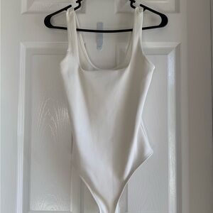 Good American White Body Suit